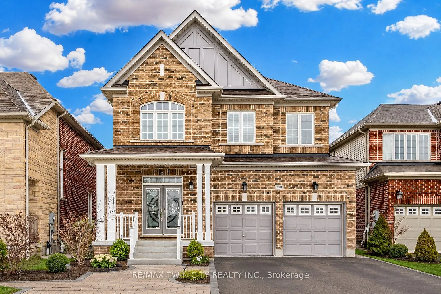 4 bed, $2,200 — Photo 1