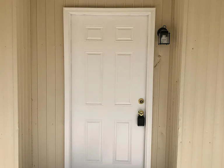 1725 Bluebonnet Blvd — Photo 6