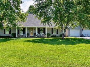 3390 Vernon Rd, Hestand, KY 42151