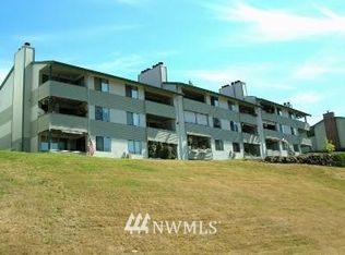 20145 Vikings Crst NE APT 3-205, Poulsbo, WA 98370