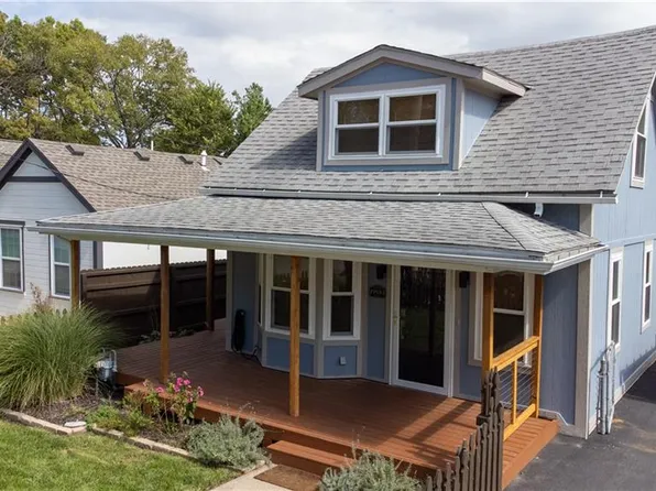 19885 S Main St, Spring Hill, KS 66083