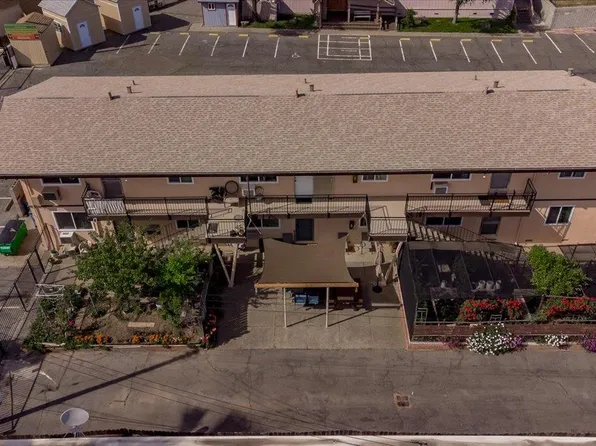 2736 Connie Dr, Sacramento, CA 95815