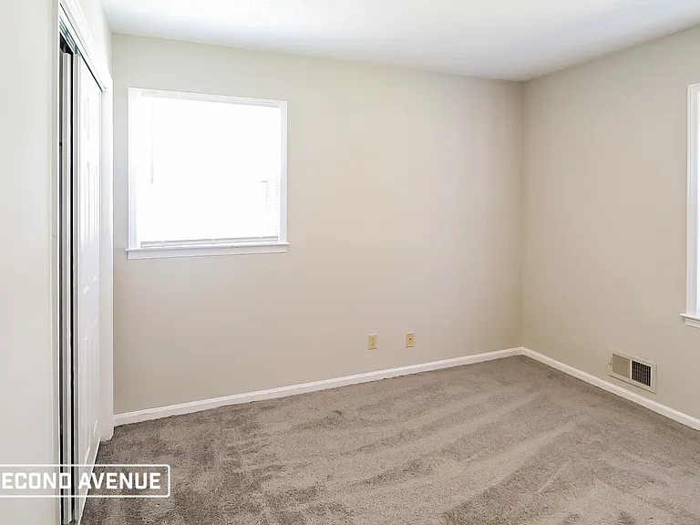 721 Bluebird Dr SE — Photo 12