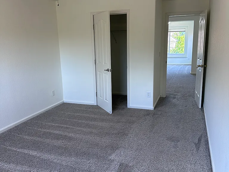 649 W Viento St — Photo 21