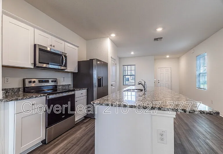 8360 Falcon Mdw — Photo 11