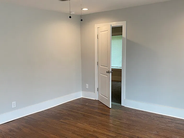 Living room to side side bedroom door