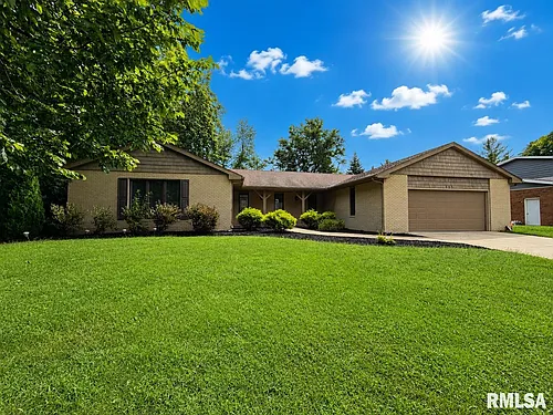 122 W Morningside Dr Photo 1