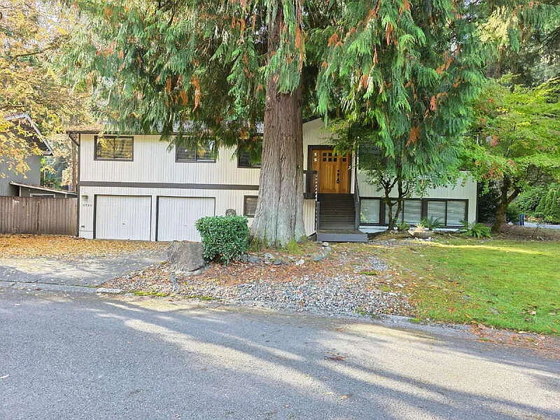 4 bed, 3.0 bath, 2670 sqft, $3,900 — Photo 4