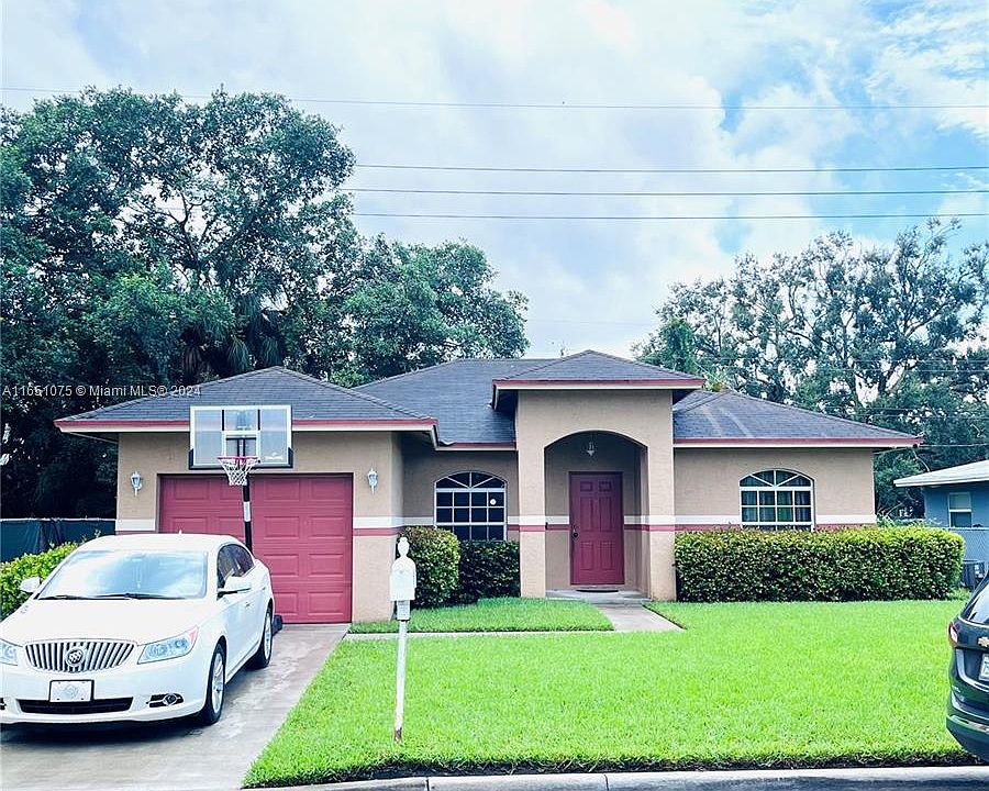 1st image of 2792 NW 9th Pl