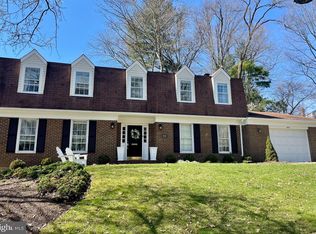 4021 N Garland St, Alexandria, VA 22304