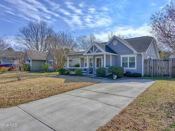 2nd image of 802 Antler Drive