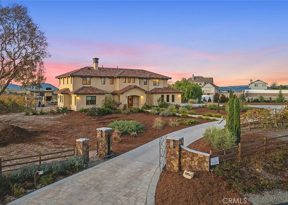 1st image of 39547 Calle Cabernet