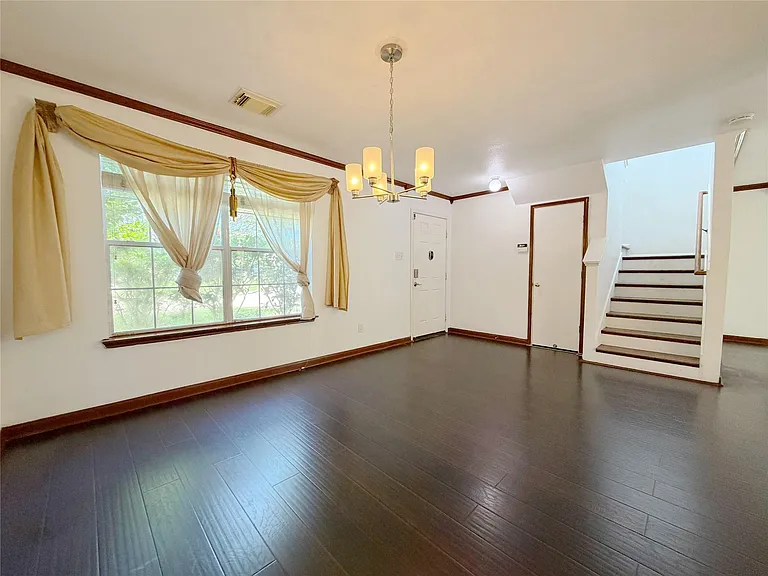 4707 Meadowthorn Ct — Photo 12