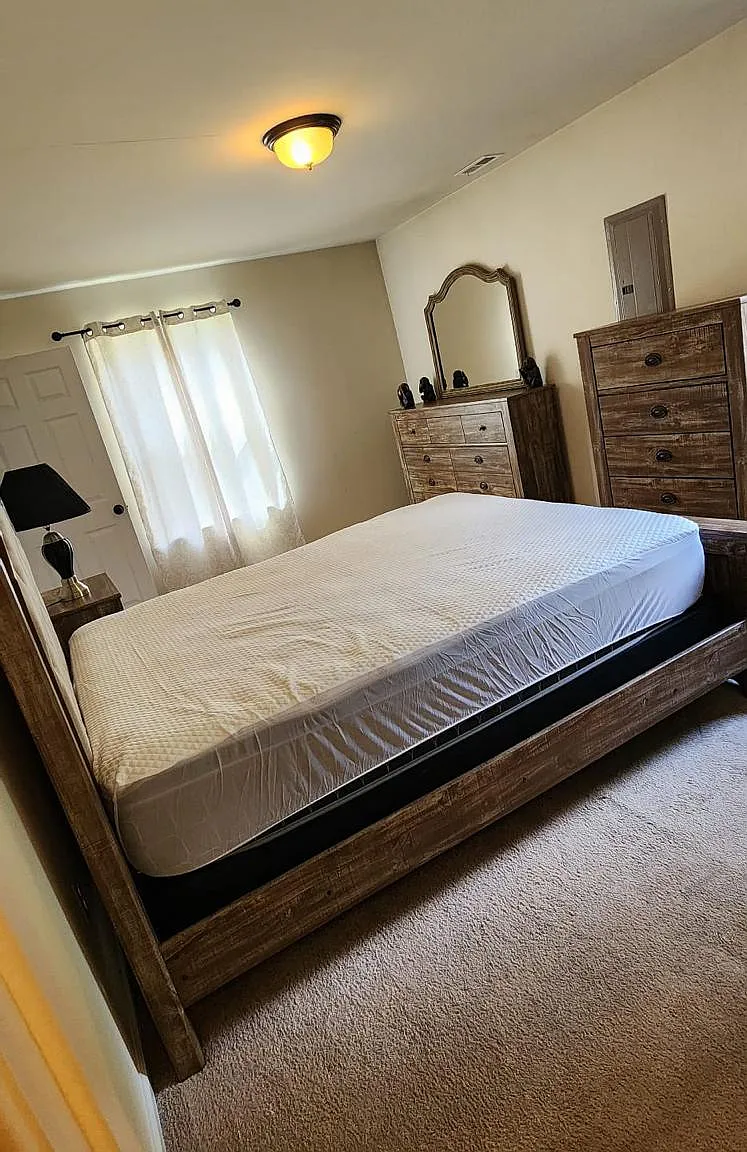 1 bed, 750 sqft, $1,150 — Photo 3