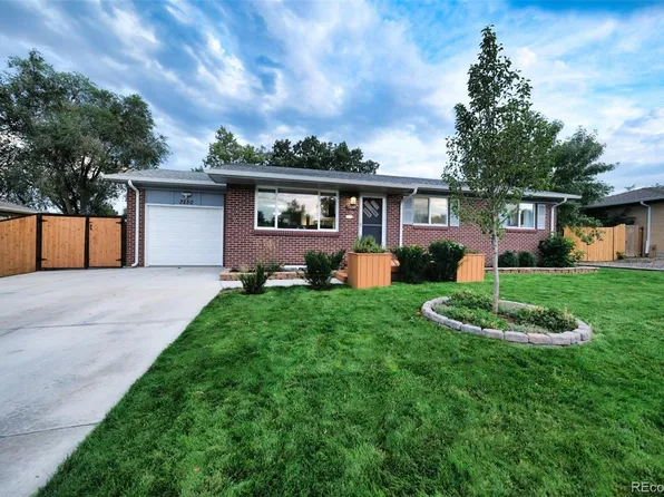 3250 W Saratoga Avenue, Englewood, CO 80110