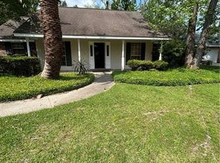 4013 Azalea Ct, Mandeville, LA 70448