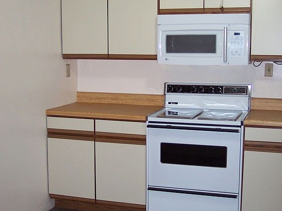 Stove area in kitchen