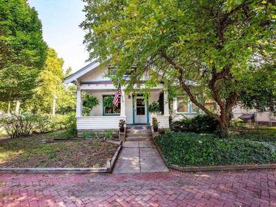 630 Bluemont Ave, Manhattan, KS, 66502