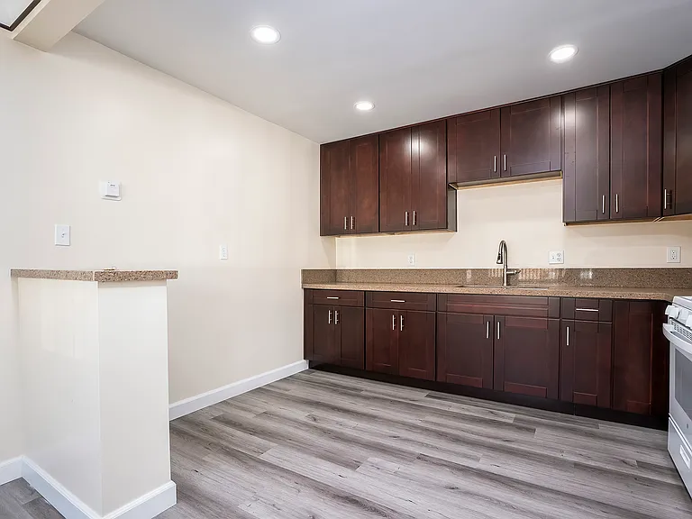 625 I St #C — Photo 6