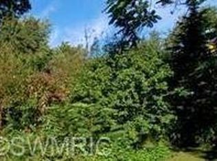 Marquette Rd, Lakeside, MI 49116