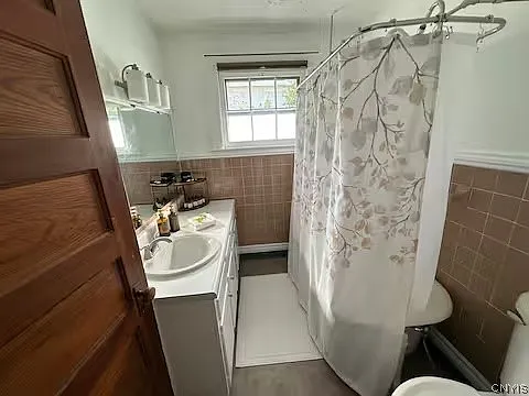 608 Ackerman Ave — Photo 2