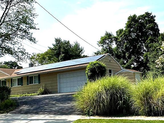 3rd image of 2176 Pennington Rd