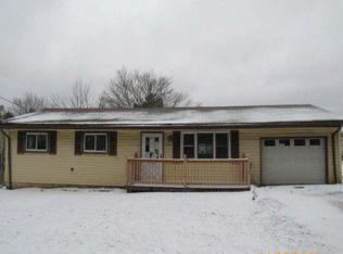 192 Meadow Rd, Seneca, PA 16346