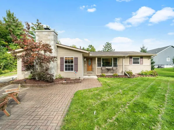 4290 State Rd, Fort Gratiot, MI 48059