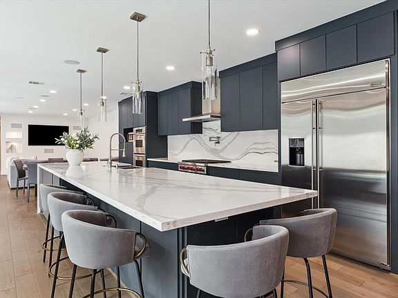 5th image of 6348 Vanderbilt St