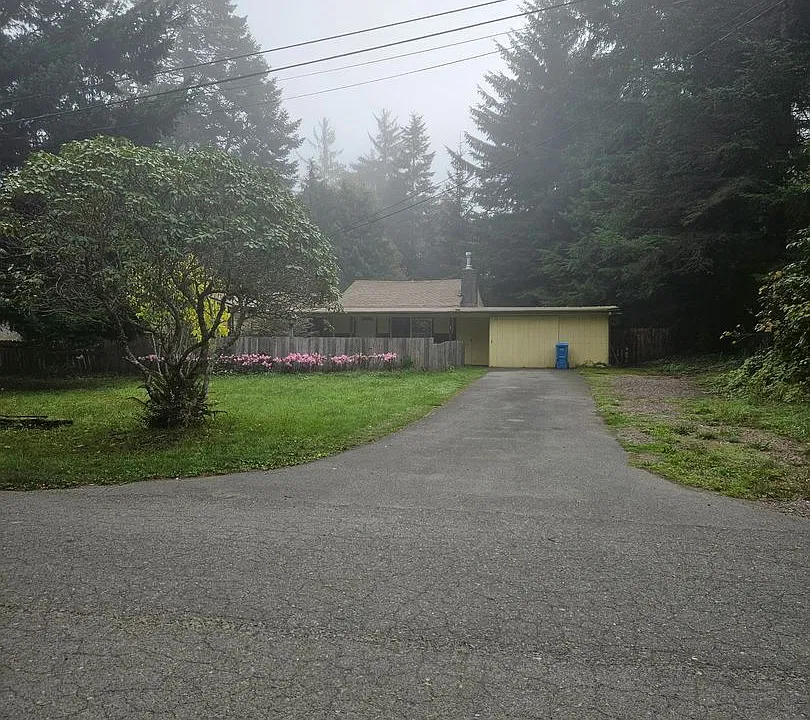 2190 Collins Rd