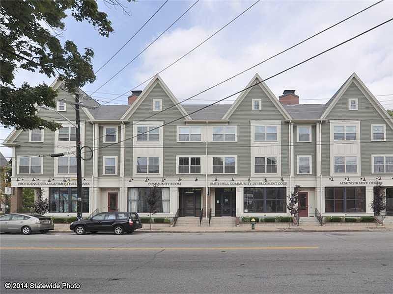 1st image of 231 Douglas Ave #6