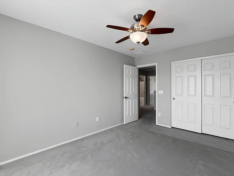 1231 S Amber St — Photo 26