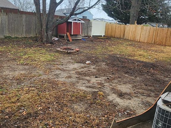 4th image of 16 Mast Dr