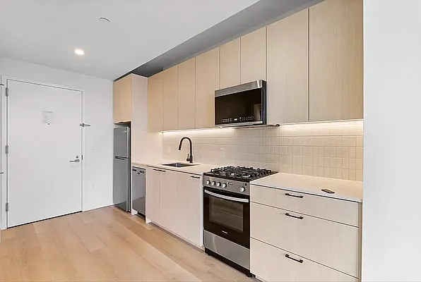 Rented by Living New York | media 5