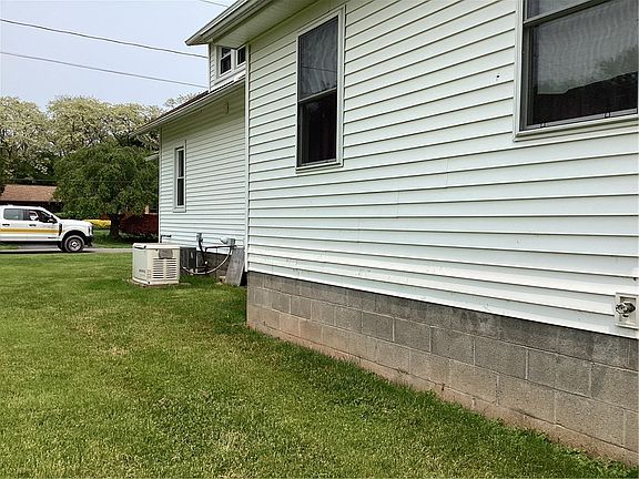 4th image of 4319 Canal Rd
