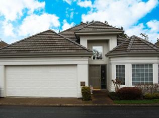 1853 Lake Creek Ave, Eugene, OR 97408