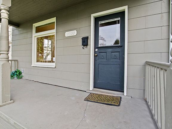 4th image of 2327 S Sheridan Ave