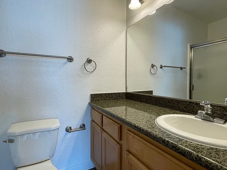 Park Plaza Apartments — Photo 110