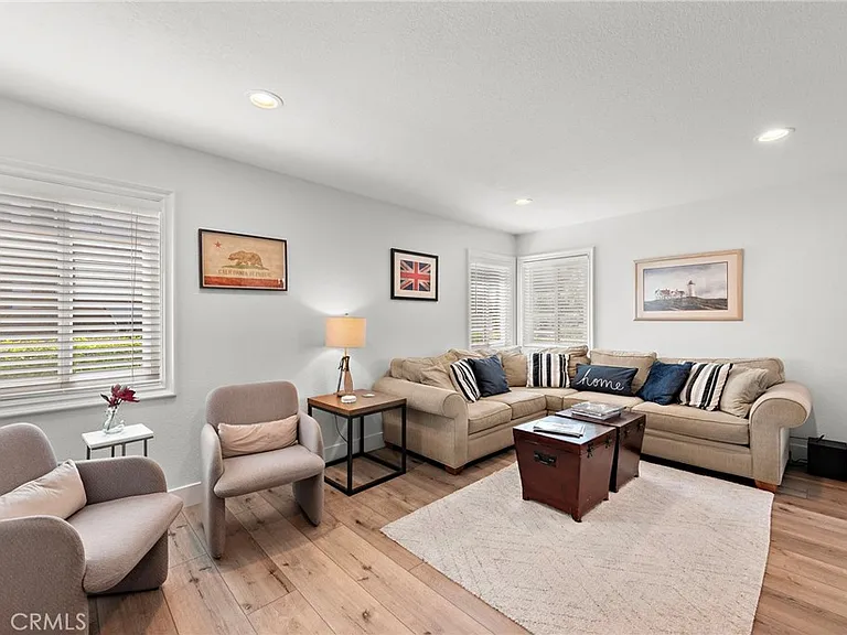 68 Corniche Dr #C — Photo 3