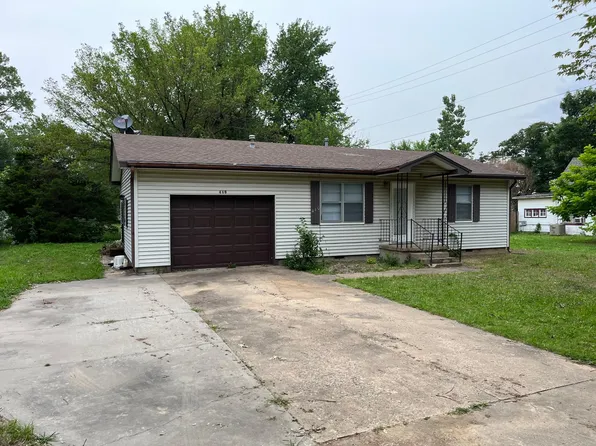410 Vine St, Chelsea, OK 74016
