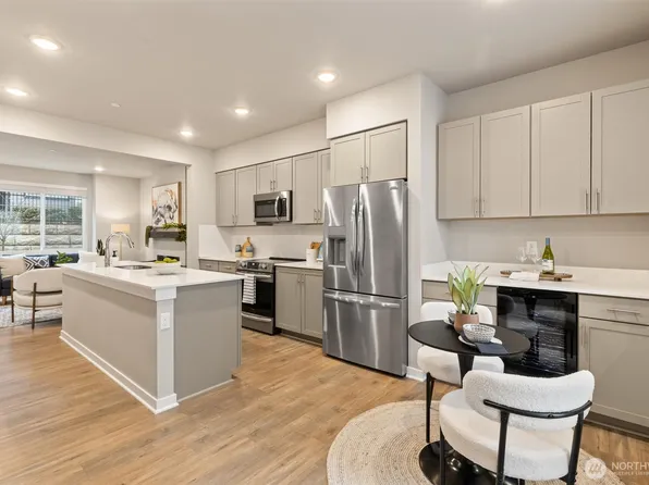 18875 67th Drive NE #4, Kenmore, WA 98028