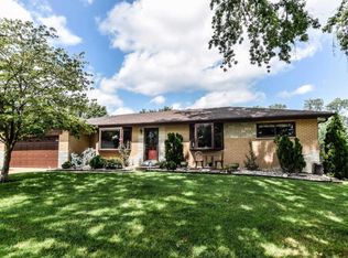 10537 Stephenson Dr, Saint Louis, MO 63128