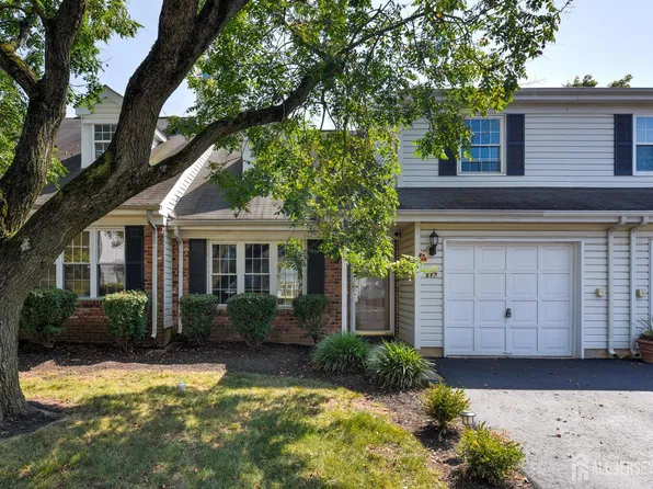 277 Edgeware Ct, Somerset, NJ 08873