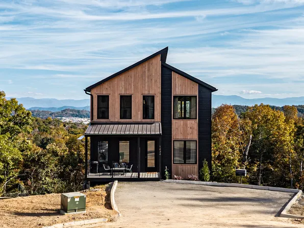 1434 Reedmont Way, Sevierville, TN 37876