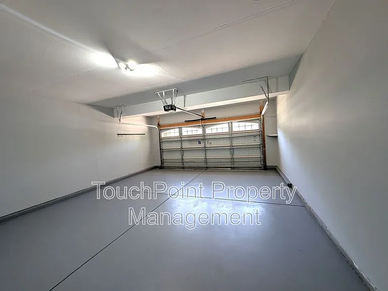 209 Weavers Glenn Pl — Photo 34