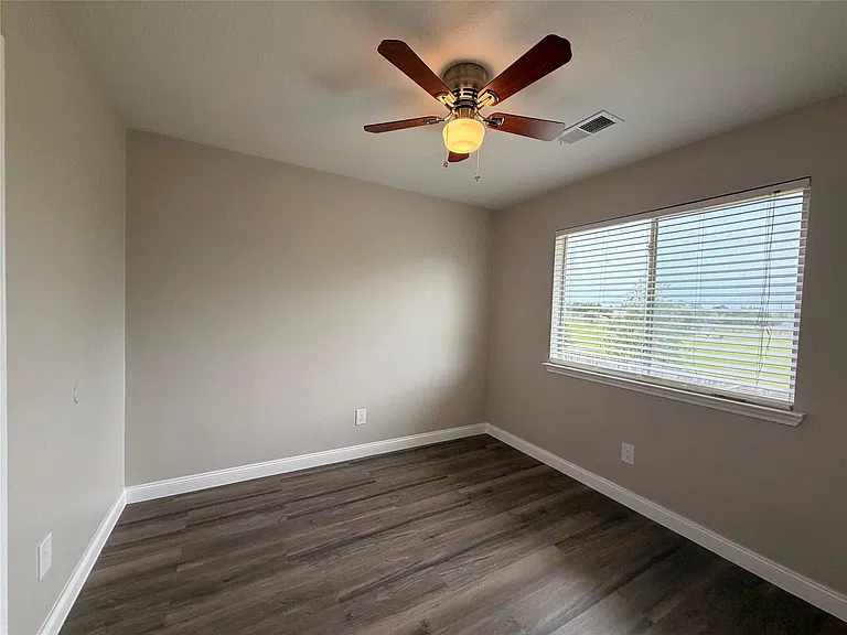 4406 Eaglewood Trail Dr — Photo 19