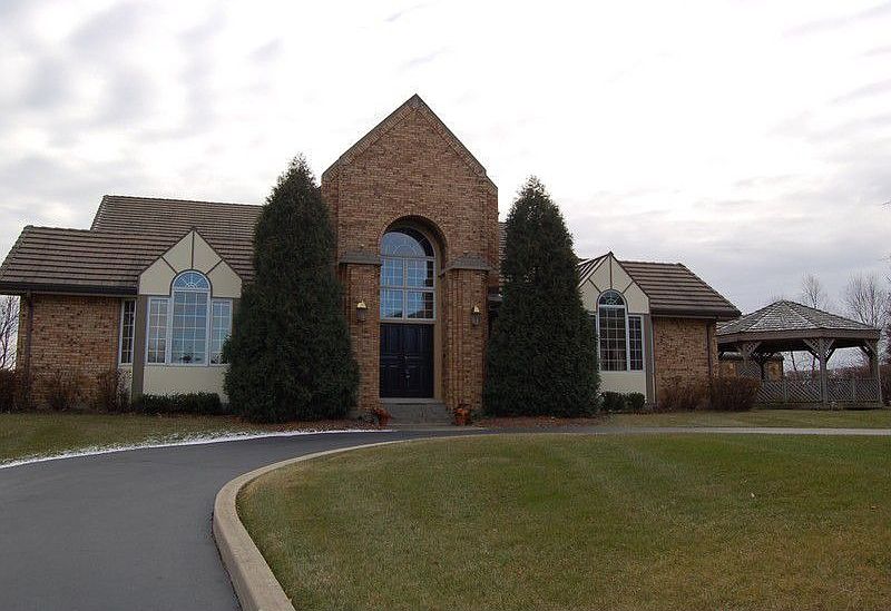 32 Aburdour Court