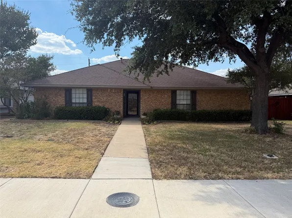 17623 Medina Dr, Dallas, TX 75287
