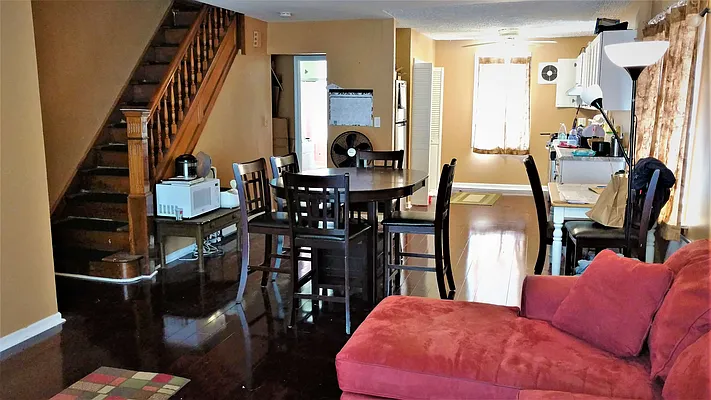 Rented by Sterling Realty Solution Inc | media 10