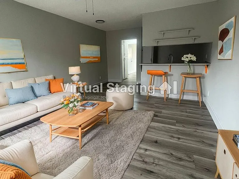 1437 W 105th St — Photo 1